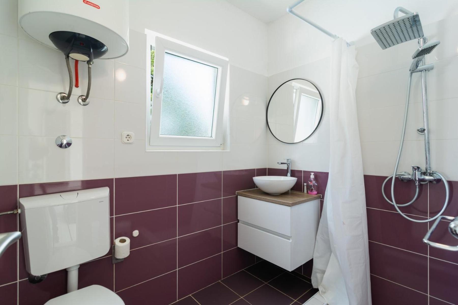 Sea-Views Brazza Apartments With Private Pool Milna  Εξωτερικό φωτογραφία